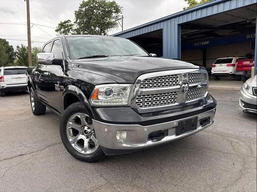 2015 RAM 1500 Laramie