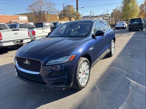 2019 Jaguar F-PACE 30t Portfolio