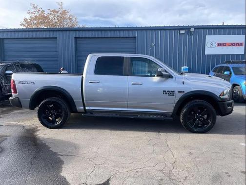 2019 RAM 1500 SLT