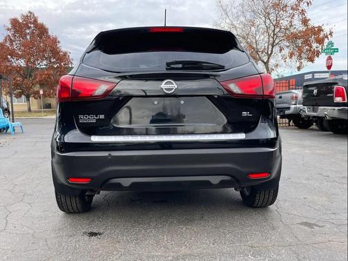 2018 Nissan Rogue Sport SL