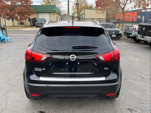 2018 Nissan Rogue Sport SL