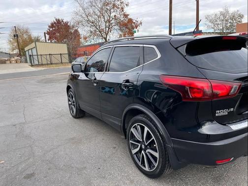 2018 Nissan Rogue Sport SL