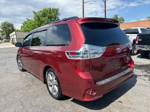 2017 Toyota Sienna SE Premium