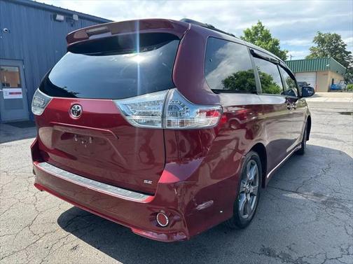 2017 Toyota Sienna SE Premium
