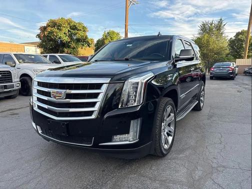2016 Cadillac Escalade Luxury