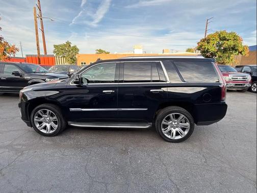 2016 Cadillac Escalade Luxury