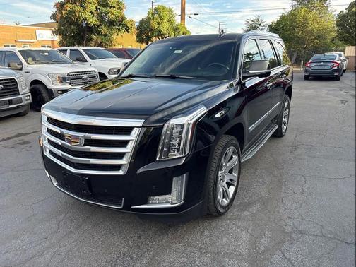 2016 Cadillac Escalade Luxury