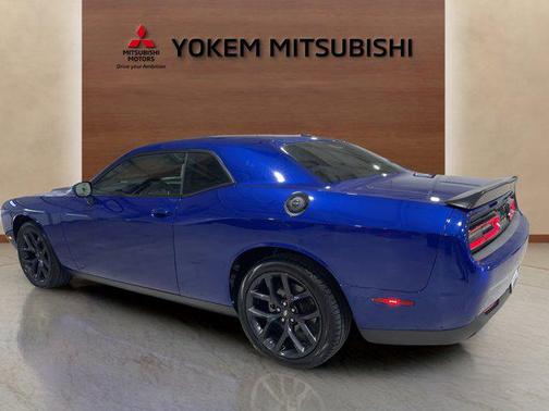 2022 Dodge Challenger SXT