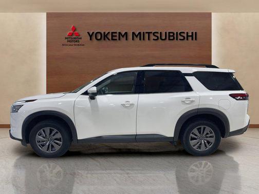 2025 Nissan Pathfinder SV FWD
