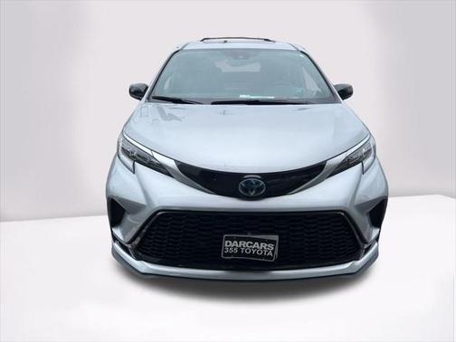 2021 Toyota Sienna XSE 7 Passenger