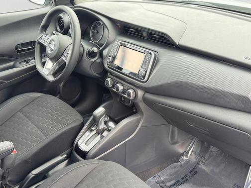 2021 Nissan Kicks S