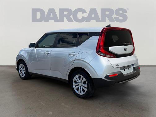 Sparkling Silver 2021 Kia Soul LX