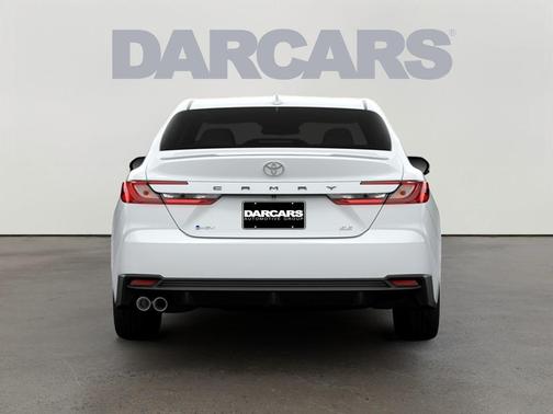 Ice Cap 2026 Toyota Camry SE