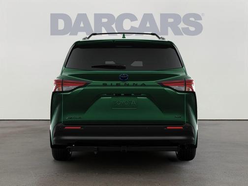 2025 Toyota Sienna Woodland Edition