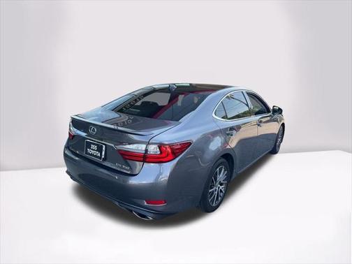 2017 Lexus ES 350 Base