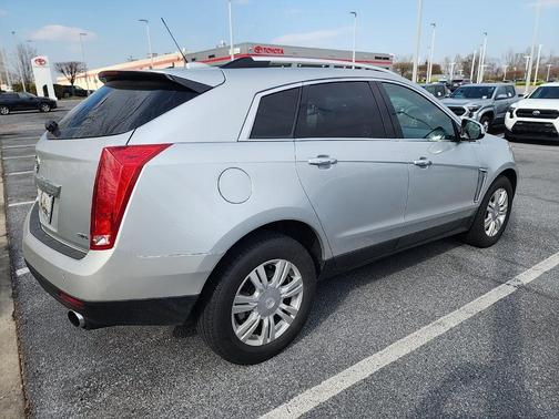 Radiant Silver Metallic 2016 Cadillac SRX Luxury Collection