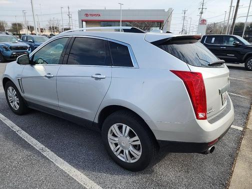 Radiant Silver Metallic 2016 Cadillac SRX Luxury Collection