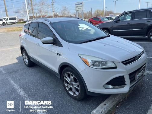 White Platinum Clearcoat Metallic 2016 Ford Escape Titanium