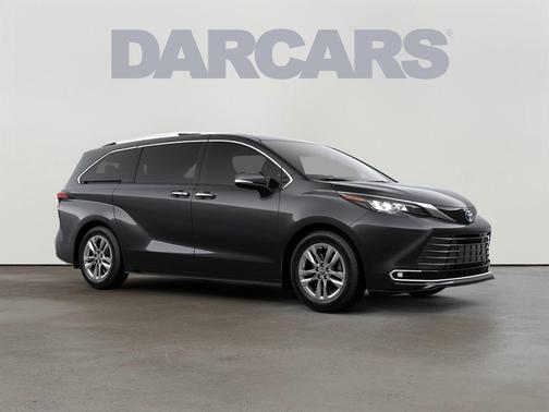 2025 Toyota Sienna Limited 7-Passenger