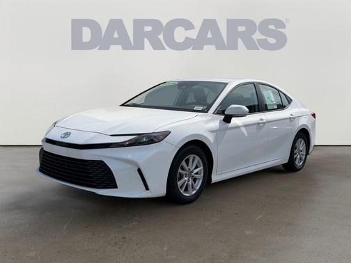 Ice 2025 Toyota Camry LE