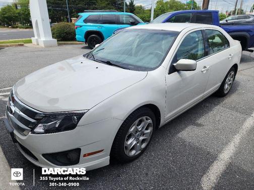 White Suede 2011 Ford Fusion SE