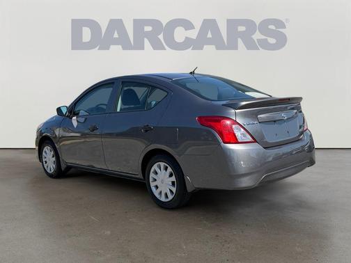 Gun Metallic 2018 Nissan Versa 1.6 S+