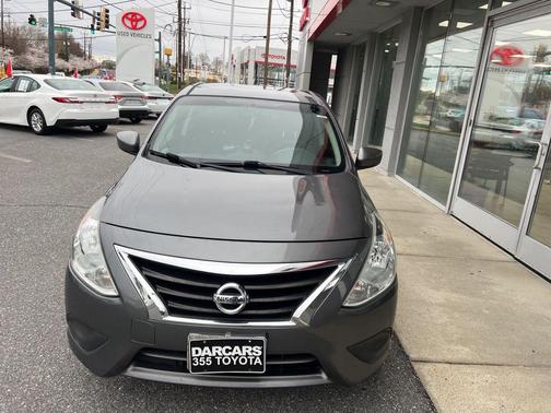 Gun Metallic 2018 Nissan Versa 1.6 S+
