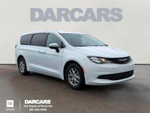 Bright White Clearcoat 2023 Chrysler Voyager LX