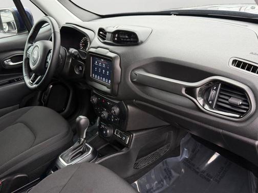 2020 Jeep Renegade Altitude