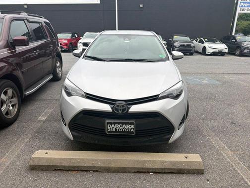 Classic Silver Metallic 2017 Toyota Corolla LE