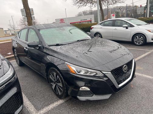 2021 Nissan Altima 2.5 SV