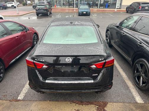 2021 Nissan Altima 2.5 SV