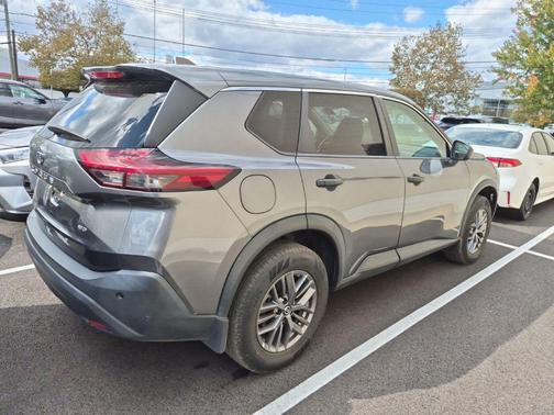 2021 Nissan Rogue S