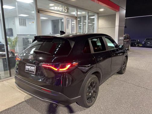 Crystal Black Pearl 2024 Honda HR-V Sport