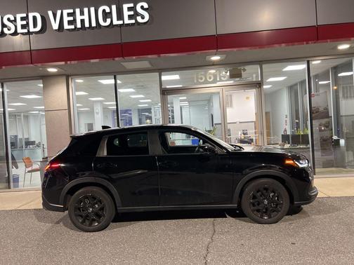 Crystal Black Pearl 2024 Honda HR-V Sport