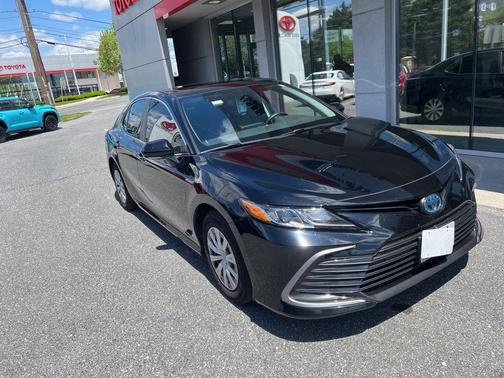 Midnight Black Metallic 2021 Toyota Camry LE