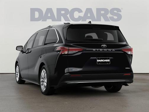 Midnight Black Metallic 2026 Toyota Sienna Limited