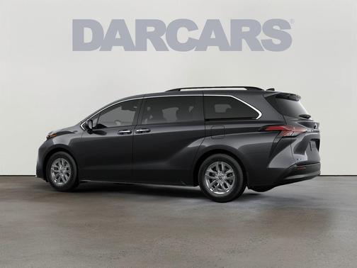 2025 Toyota Sienna XLE 8 Passenger