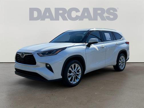Pearl 2023 Toyota Highlander Limited