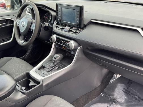 Magnetic Gray Metallic 2021 Toyota RAV4 XLE