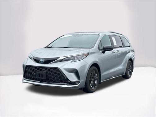 2024 Toyota Sienna XSE 7 Passenger