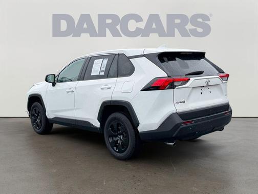 Ice 2025 Toyota RAV4 LE