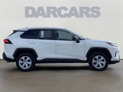 Ice 2025 Toyota RAV4 LE