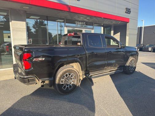 Black 2023 Chevrolet Colorado Z71