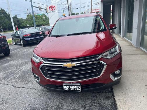 Cajun Red Tintcoat 2018 Chevrolet Traverse LT Cloth