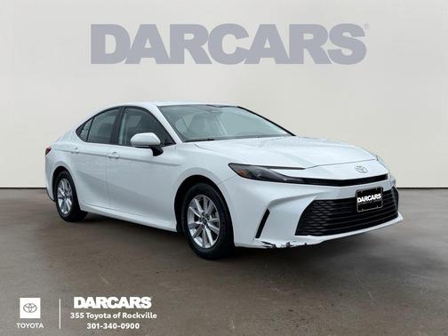 Ice 2025 Toyota Camry LE
