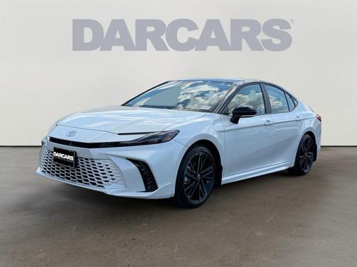 Pearl 2026 Toyota Camry XSE