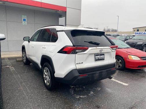 2021 Toyota RAV4 LE
