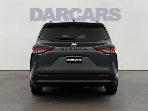 2025 Toyota Sienna XLE 7 Passenger