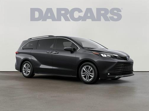 2025 Toyota Sienna XLE 7 Passenger